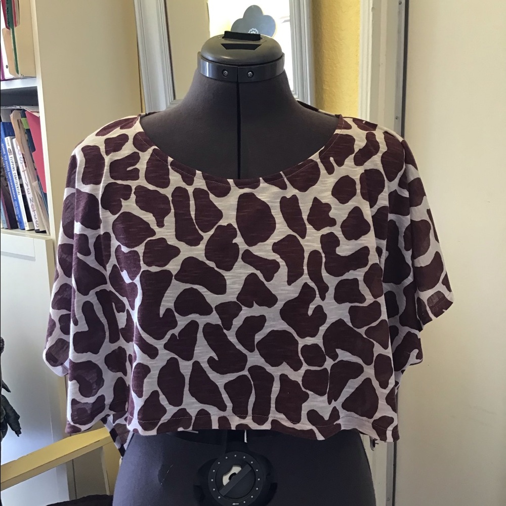 Versatile top for any outfit cover up/vest or top